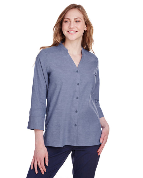 DEVON AND JONES Ladies' Crown Collection® Stretch Pinpoint Chambray 3/4 Sleeve Blouse